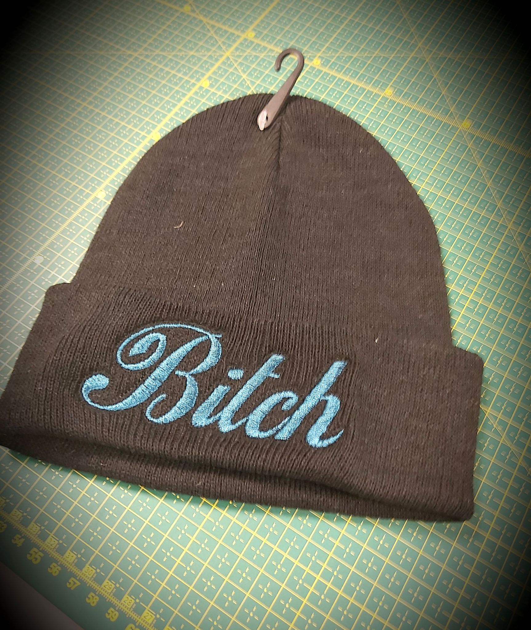 Mössa - Bitch