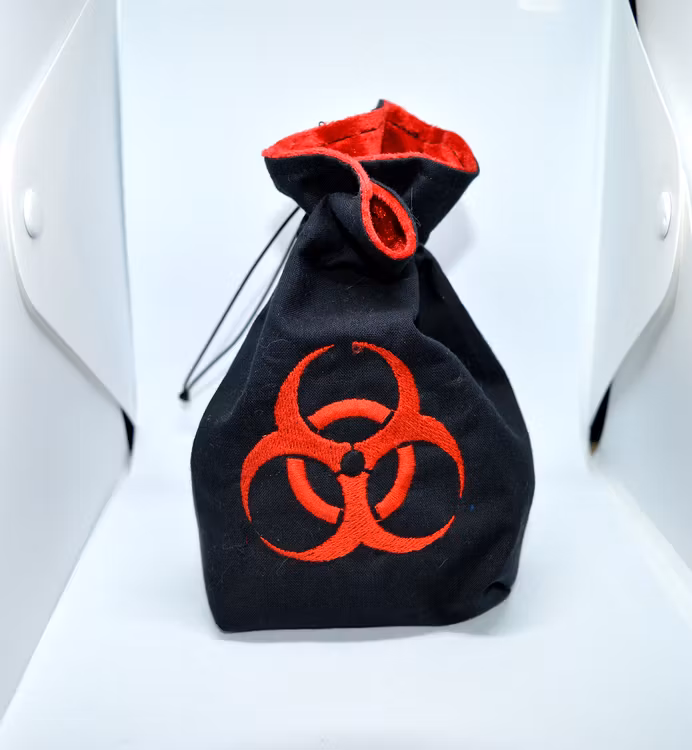 Broderad tärningspåse - Biohazard