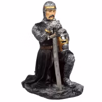 Statyett - Knäsittande Dark Knight
