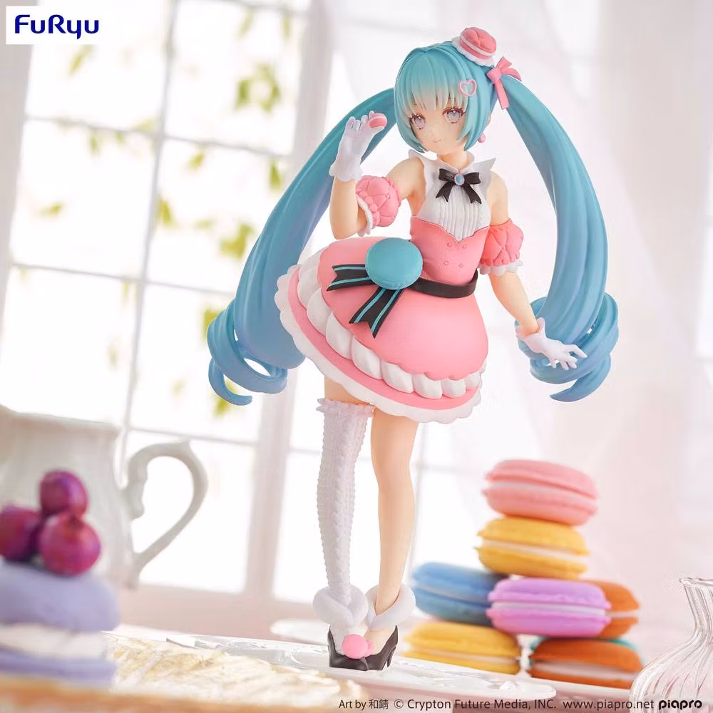 Hatsune Miku Exceed Creative PVC Statue Hatsune Miku Sweet Sweets Series Macaroon 21 cm