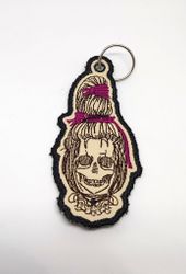 Broderad nyckelring - Voodoo head
