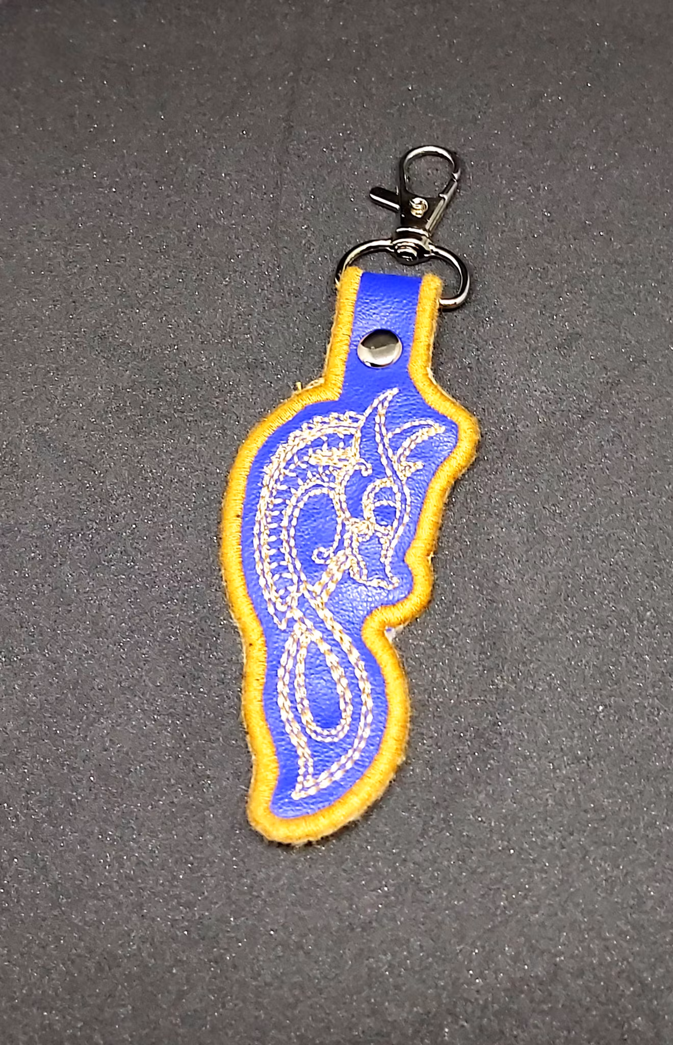 Broderad nyckelring - Celtic Dragon