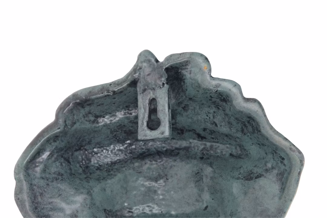 Väggfontän med antikt huvud gjord i aluminium, SVART