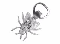 Flasköppnare / kapsylöppnare i form av bi i nickelpläterad mässing från Gusums Messing