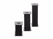 Tre ljusstakar i set,polerat stål och konstläder