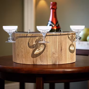 Mr Fredrik, champagne- och vinkylare, i teak och rostfritt stål, med hängare för glas, längd 51 cm, bredd 35 cm och höjd 25 cm