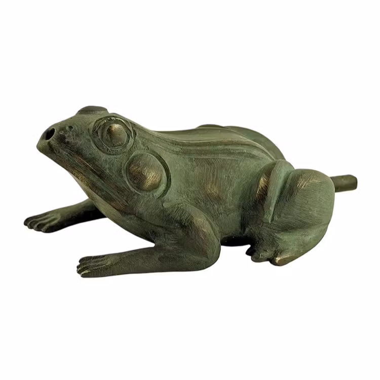 Fountain package; frog in bronze, seated, 10 cm, pump