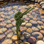 Springbrunnen, Bockspringende Frösche in Bronze, Höhe 35 cm, von Mr Fredrik