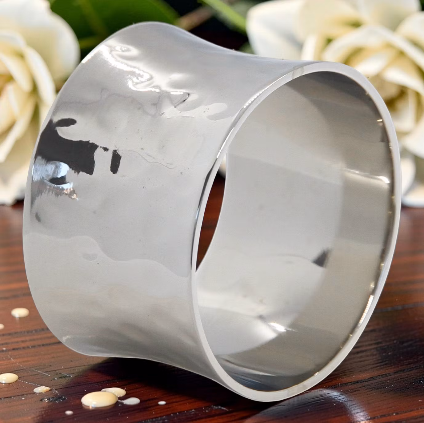 Napkin ring, brass, nickel plated, hammered plane slightly concave