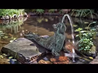 Mr Fredrik, fontängroda i brons, "streching frog", 16 cm