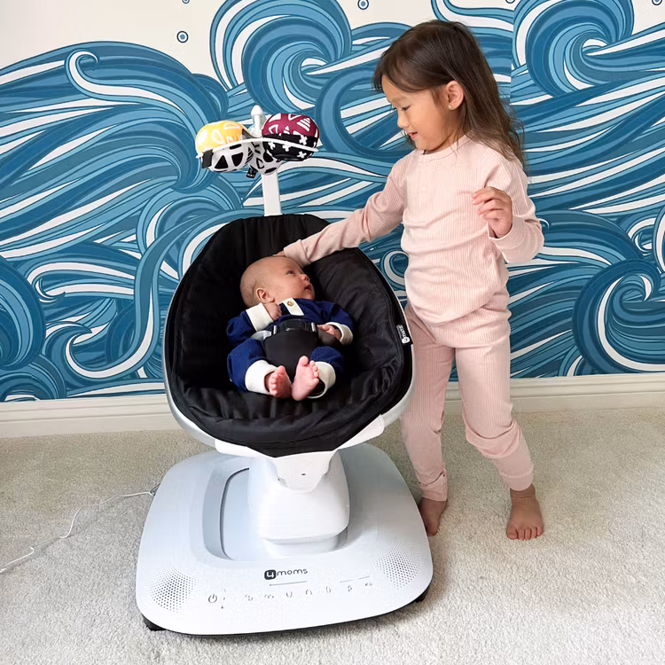 Barnstol- mamaRoo® 5