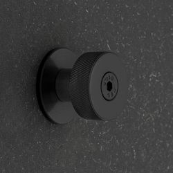 REACT Black - Grip