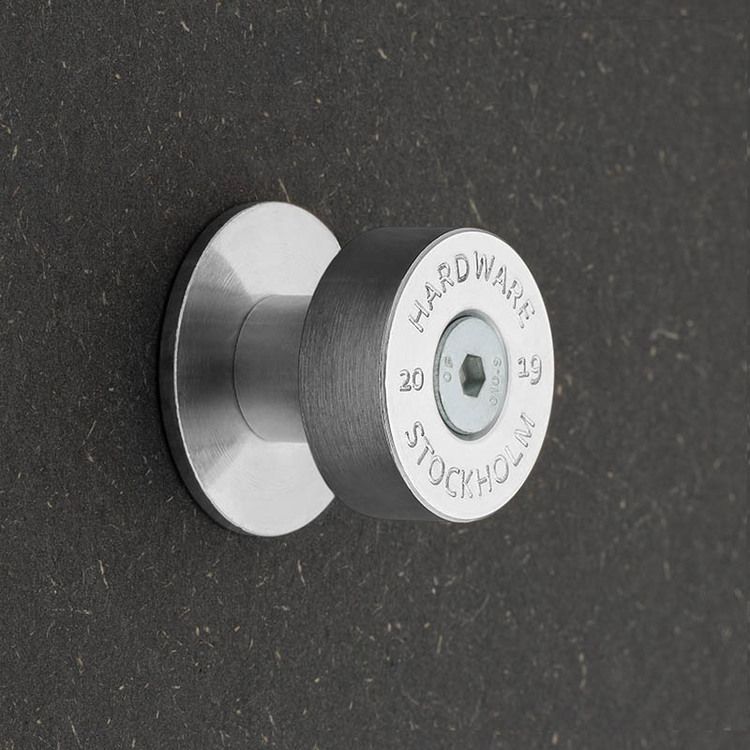 REACT Silver - Detail