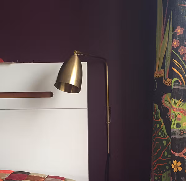 WALL3 Vägglampa i obehandlad mässing