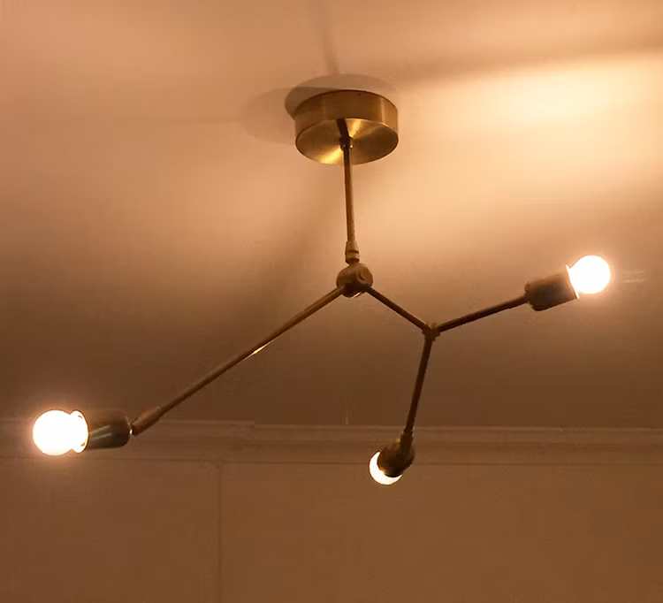 Taklampa BIRD i mässing