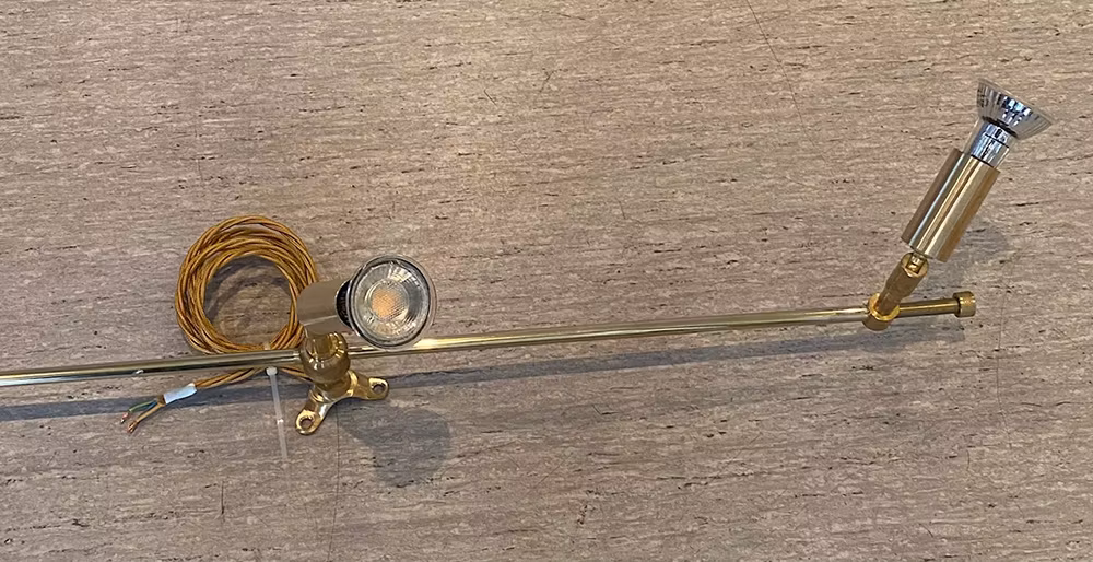 Spotskena med fem spottar