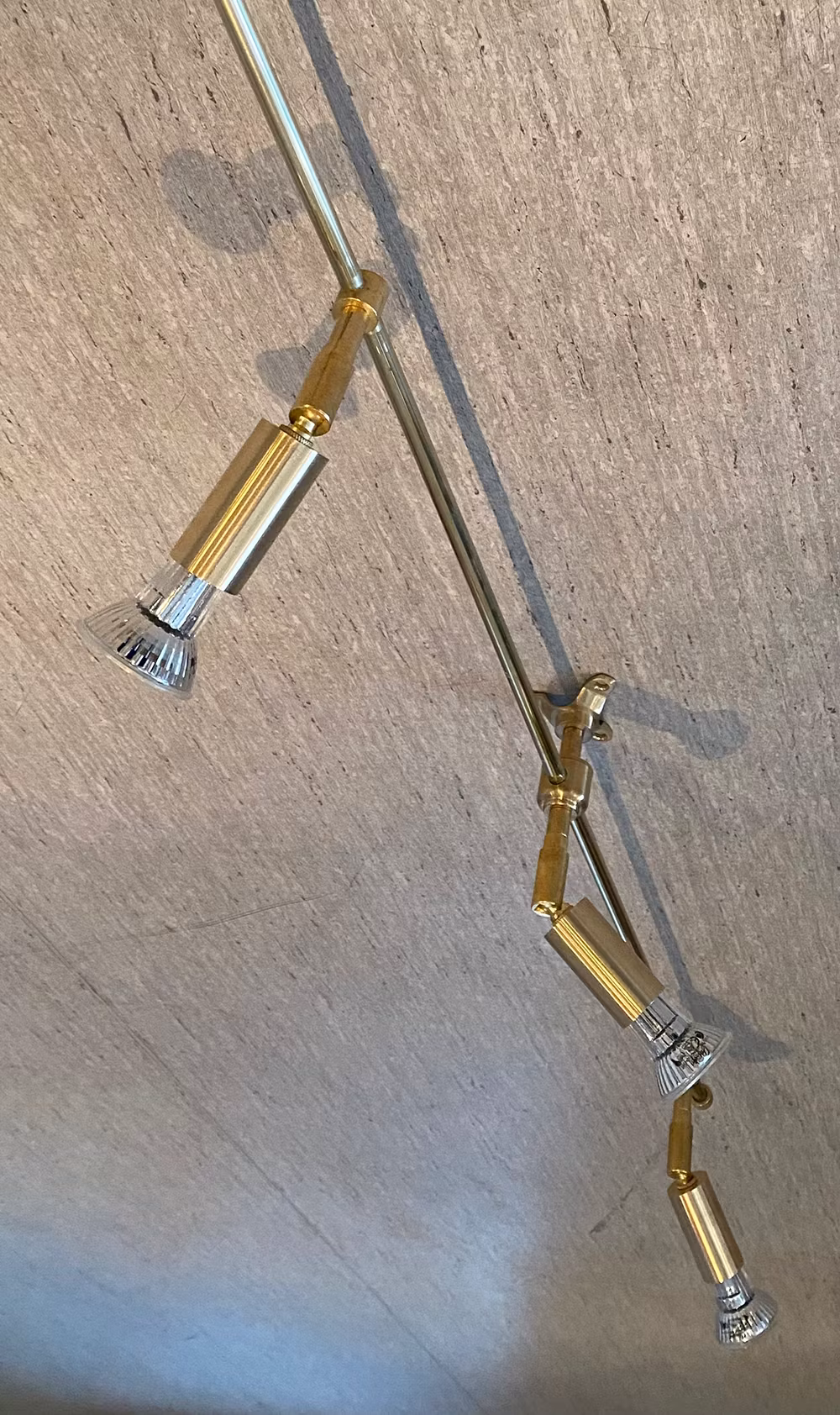 Spotskena med fem spottar