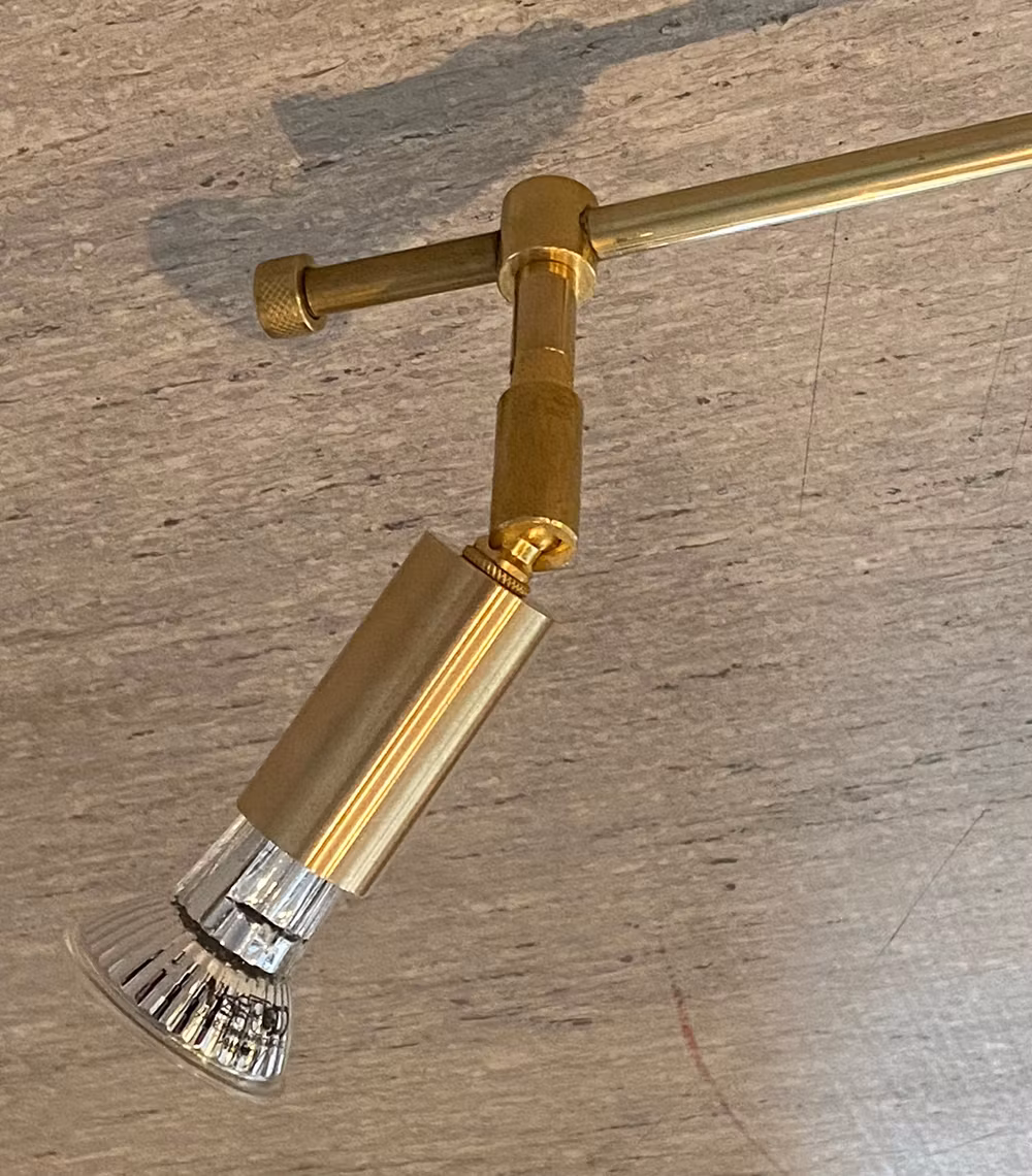 Spotskena med fem spottar