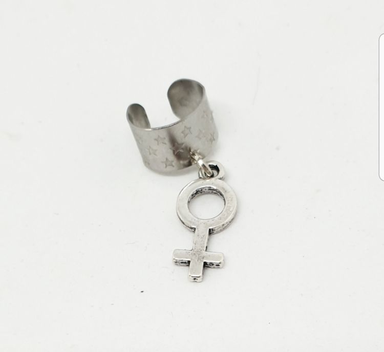 Earcuff med stjärnor