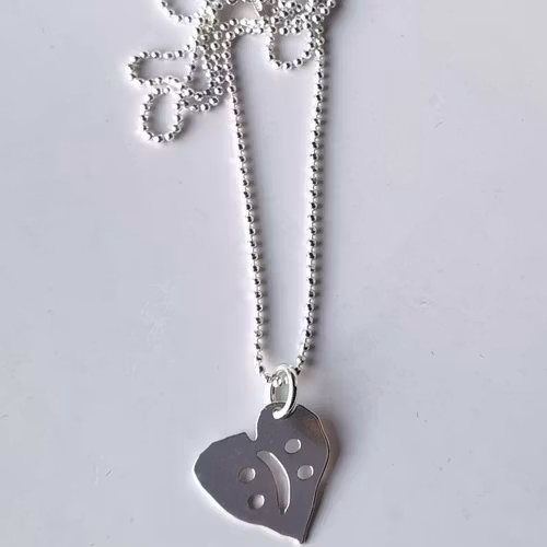 Halsband hjärta i silver