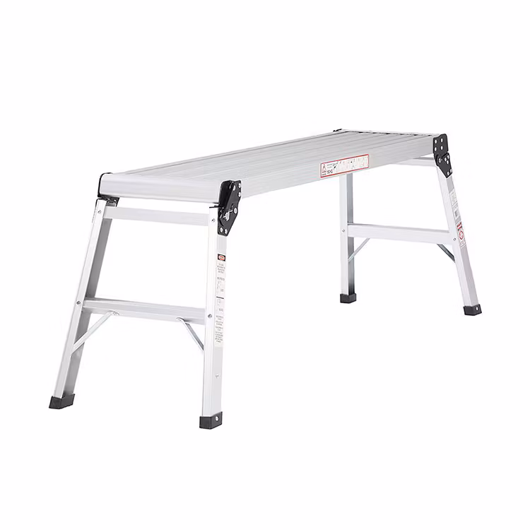 Produktbild på Plattformspall i anodiserad aluminium från Probuilder sedd i vinkel, artikelnr 57678.