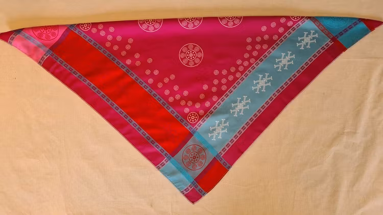 Hearvvaliidni 2111 C  ½ vit-cerise