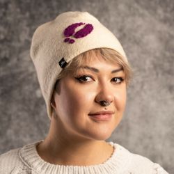 Ullmössa vit, cerise renspår