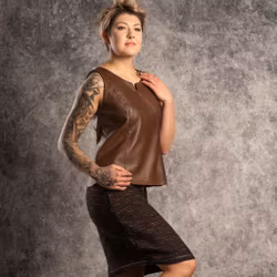 Ullkjol, svart med mönster