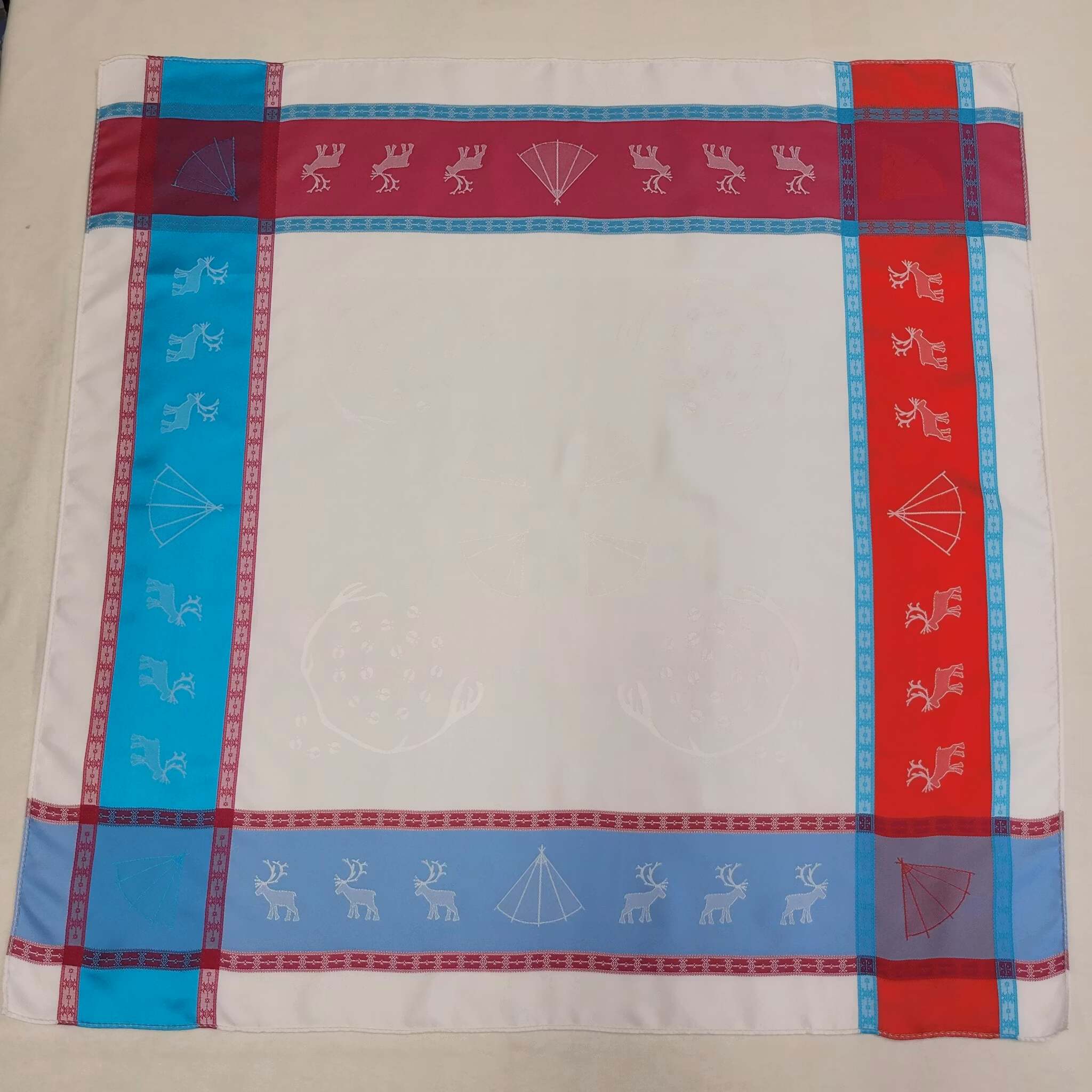 Lávvoliidni 2302 vit-vit