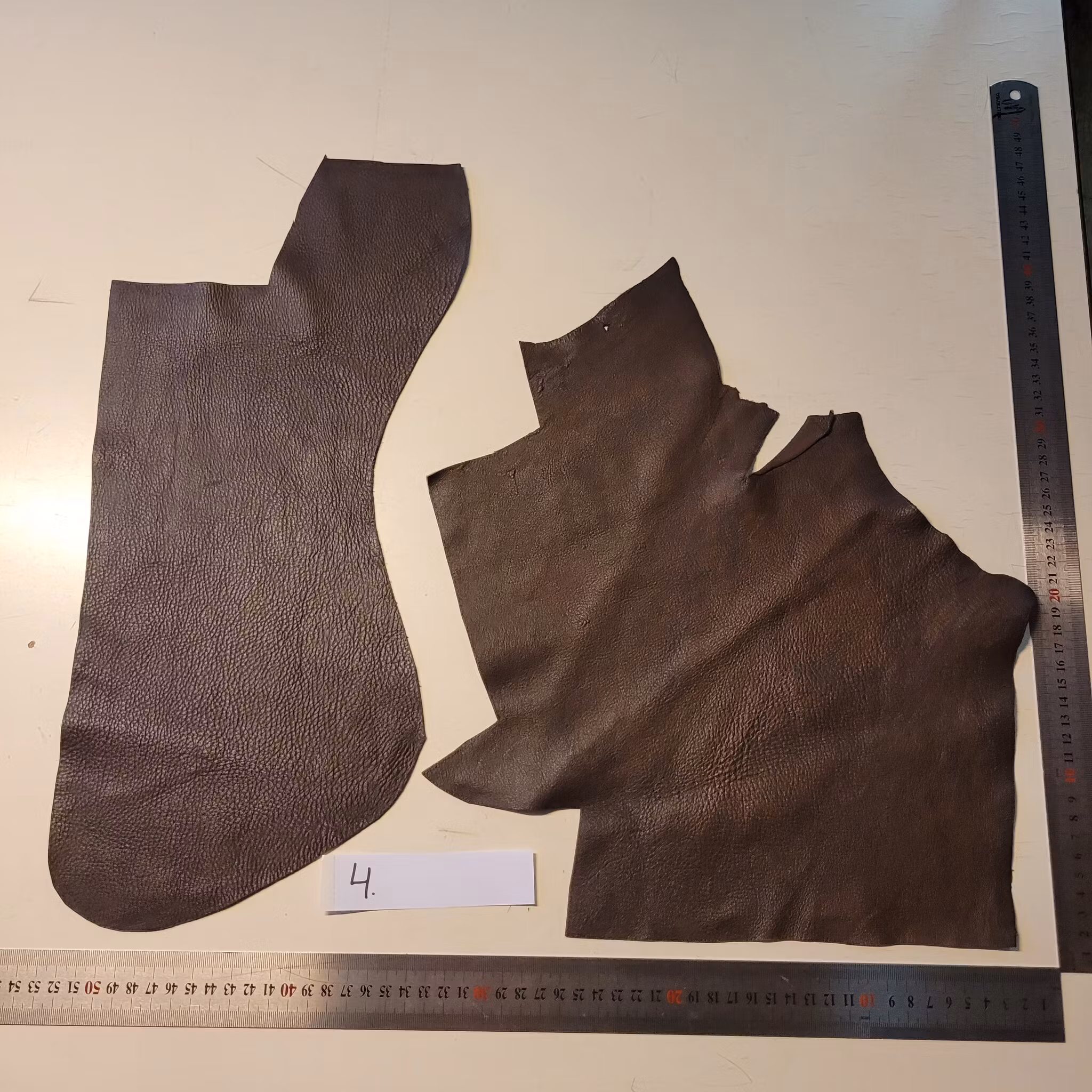 Renskinnsbitar antikbrun 4
