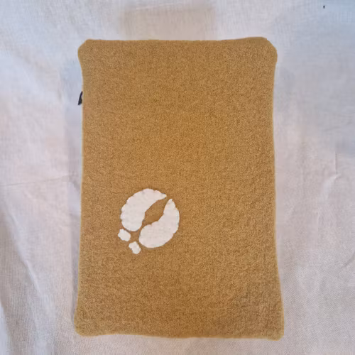 Fodral surfplatta/Ipad Senapsgul