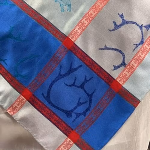 Čoarvveliidni 403A ½ vit-turkos