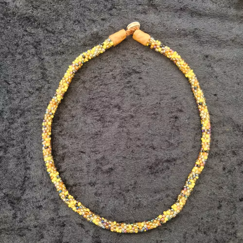 Pärlhalsband 44,5 cm - orangemelerad