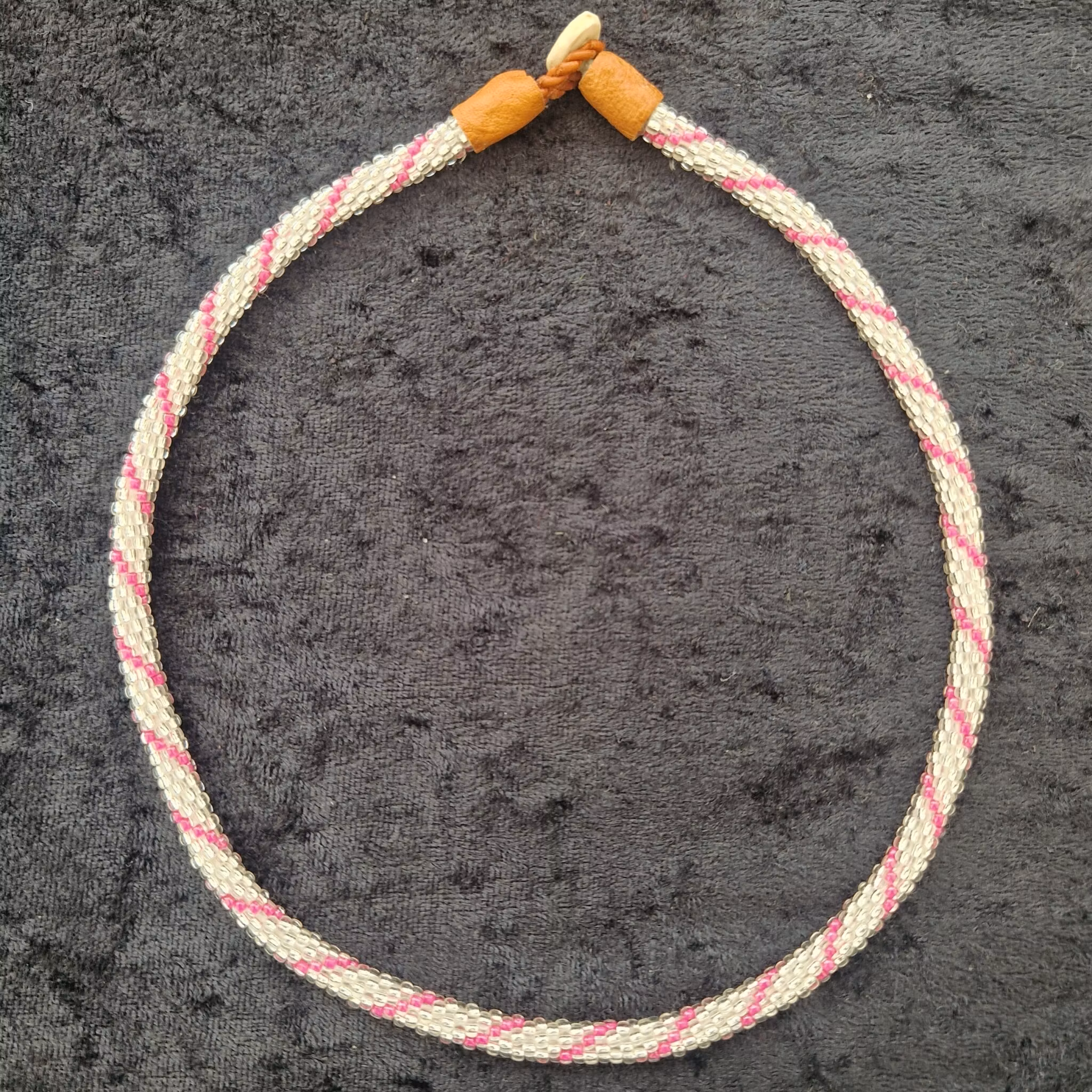 Pärlhalsband 44,5 cm - silver och rosa