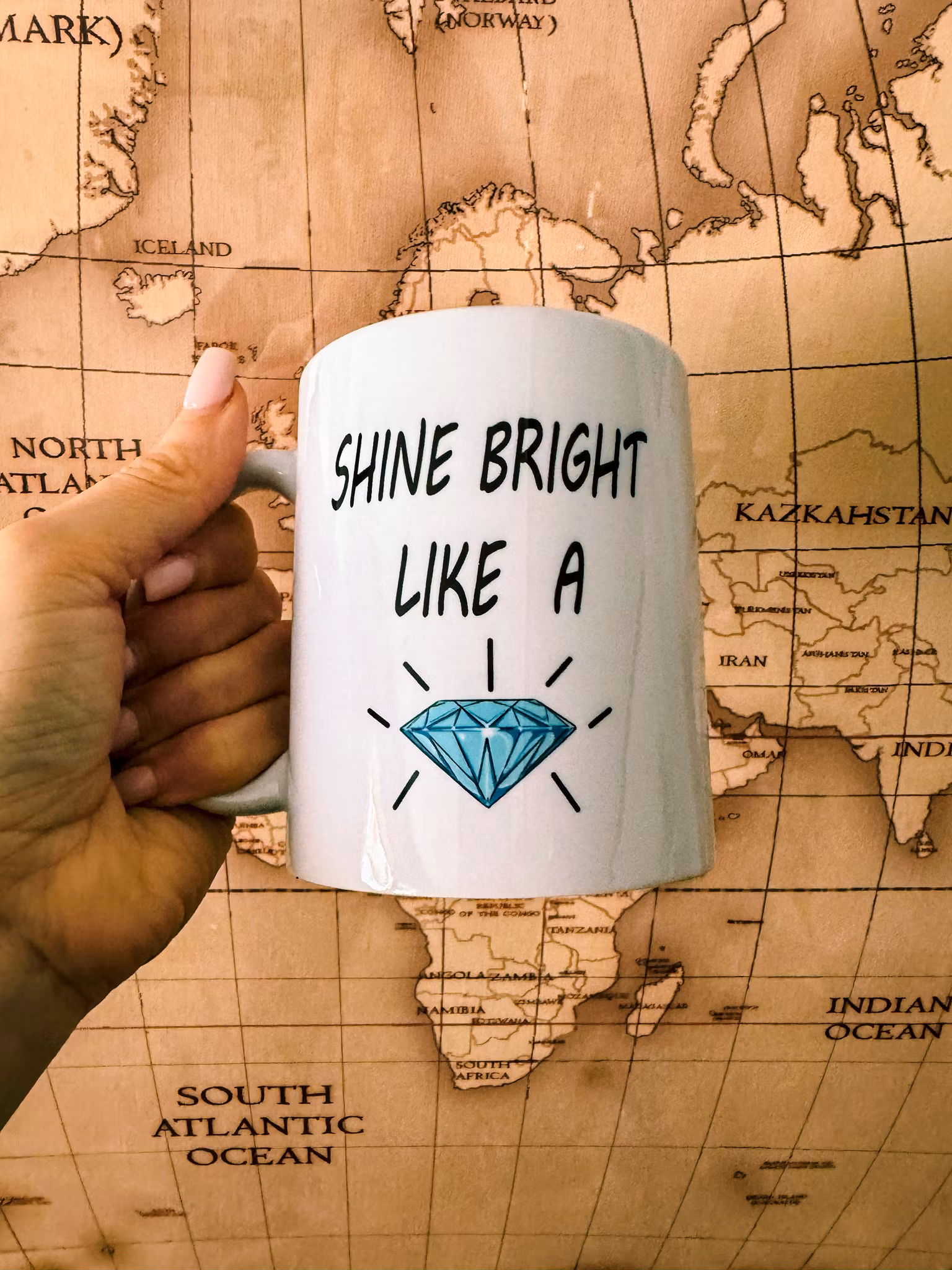 Mugg med text Shine Bright like a ..