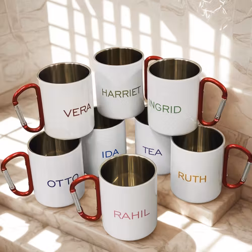 Personlig mugg - rostfritt stål/röd karbinhake