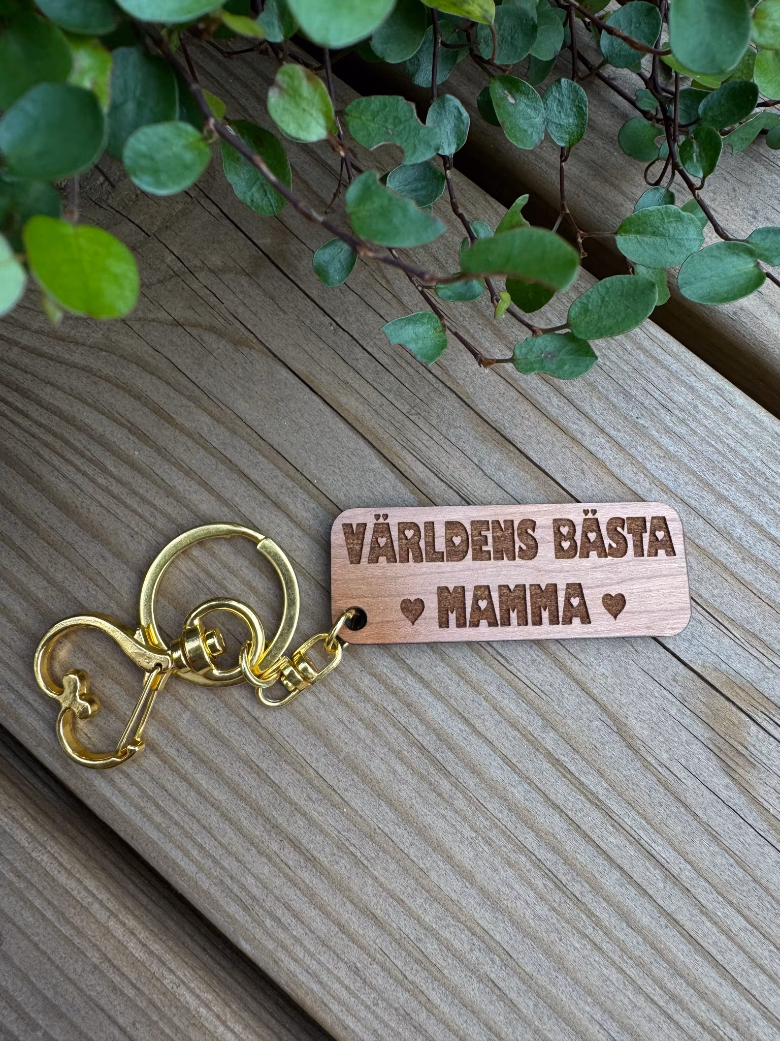 Nyckelring i trä - Världens Bästa