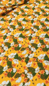 Bomullssatin stretch ~ Hjortronblomning GUL