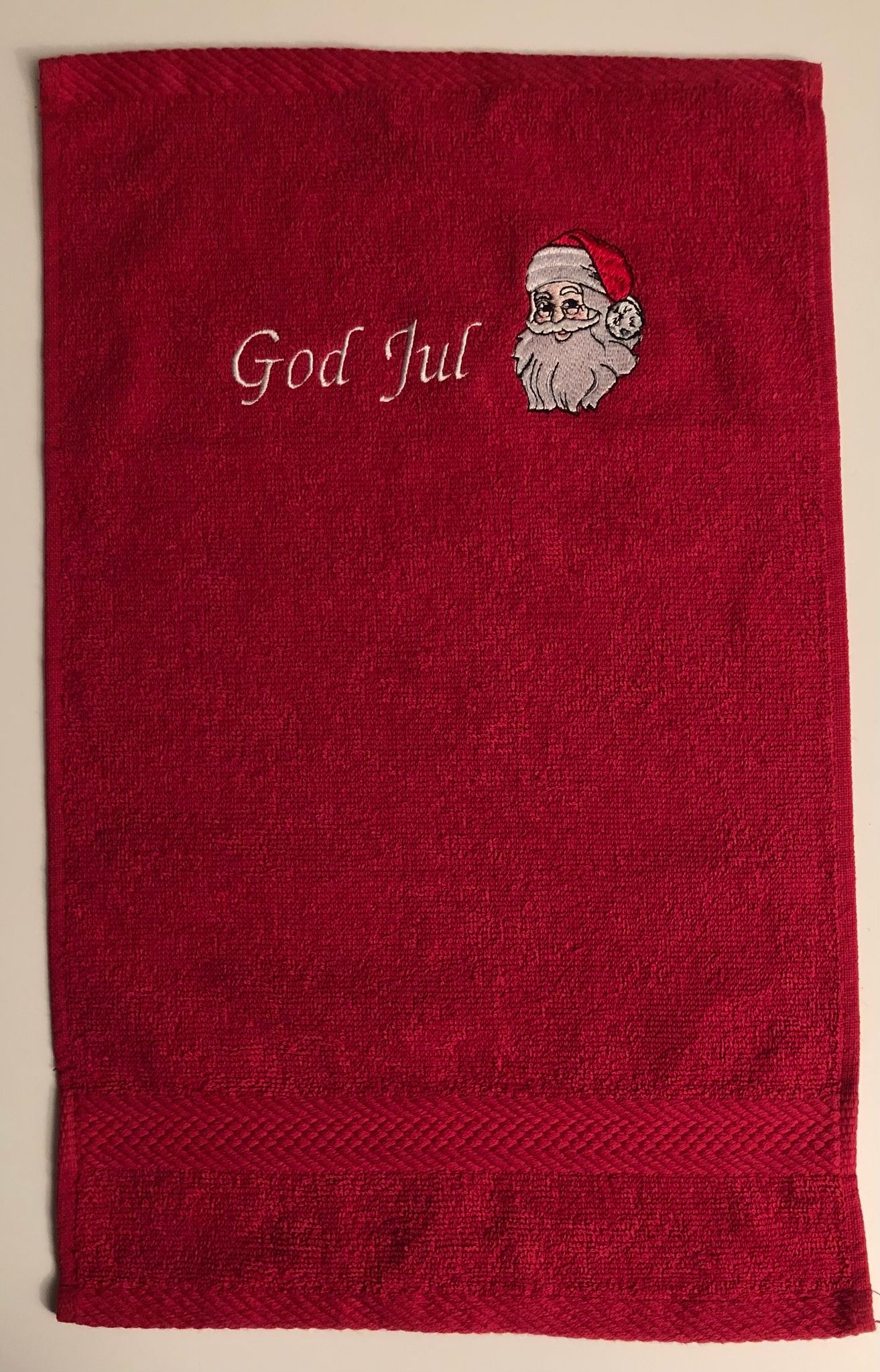 Tomte på röd frotté