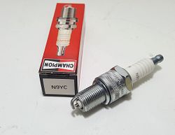 Tändstift Champion N9YC 1962-80 MGB, MG C, Midget 1275, 1300
