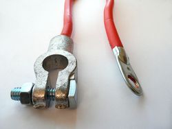Batterikabel BKR-20 Pluspol Röd 50,8 cm.