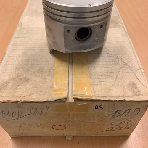 Kolvsats 383 060 över dim