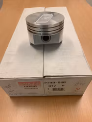 Kolvsats ford 460 040 över dim