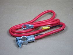 Batterikabel BKR-42 Pluspol Röd 106,7 cm.