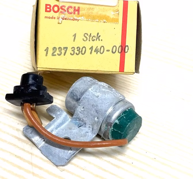 Kondensator BO 5015 1969-74 B20A, B, D, B30A (rund anslutning)