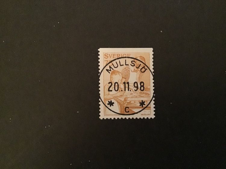 JULFÖRBEREDELSER 1977 facit nr 1022 lyxstämplat MULLSJÖ