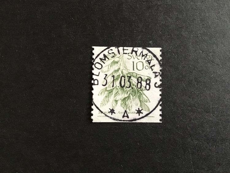 FRUKTER 1983 facit nr 1242 lyxstämplat BLOMSTERMÅLA 3