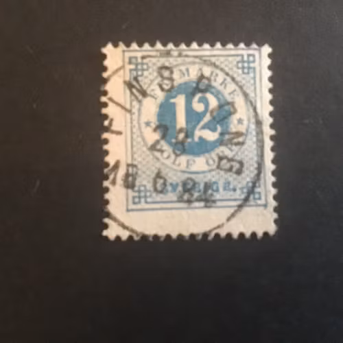 FACIT NR 32 LYXSTÄMPLAT FINSPONG