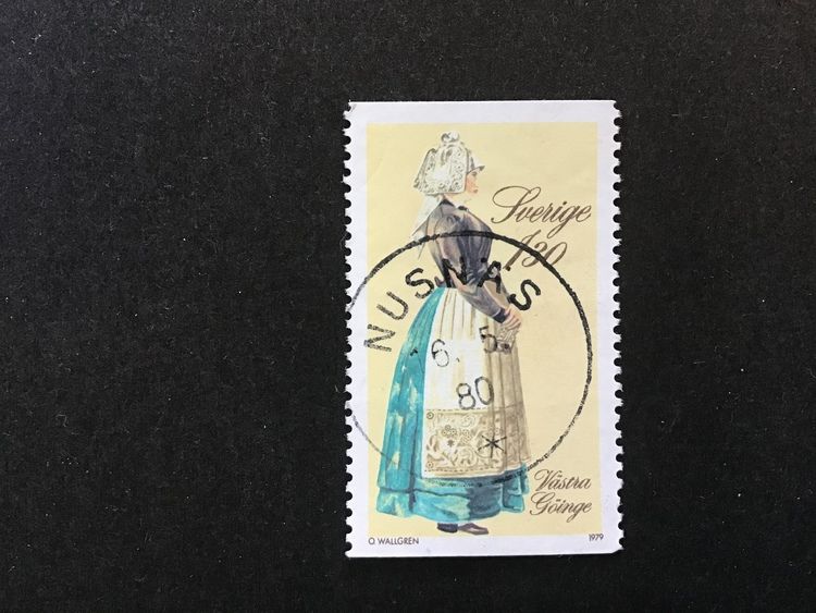 FOLKDRÄKTER 1979 facit nr 1108 lyxstämplat NUSNÄS