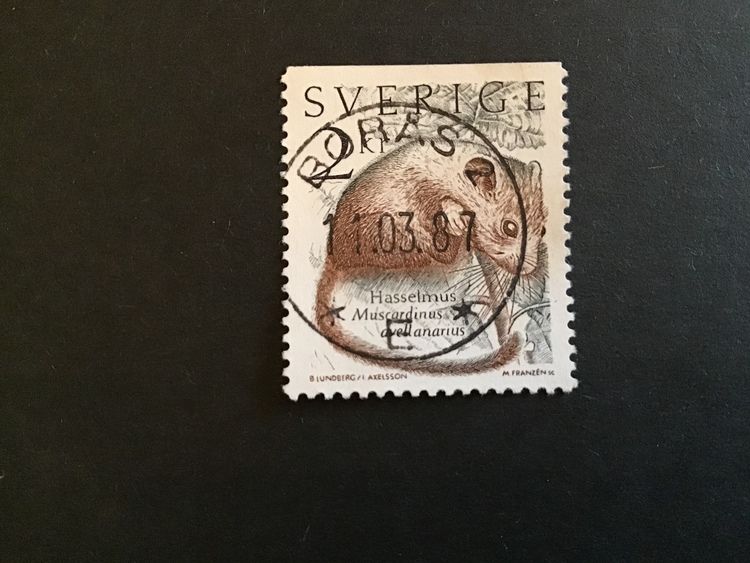 LEVANDE NATUR 1985 facit nr 1339 lyxstämplat BORÅS 2